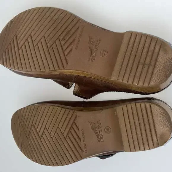 Dansko Martina Brown Leather Mary Jane Clogs size 38 EU 7.5 US professional shoe - Picture 5 of 7